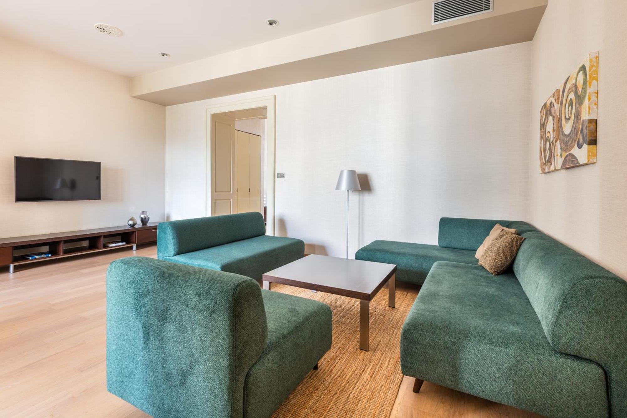 Roset & Hotel 4*